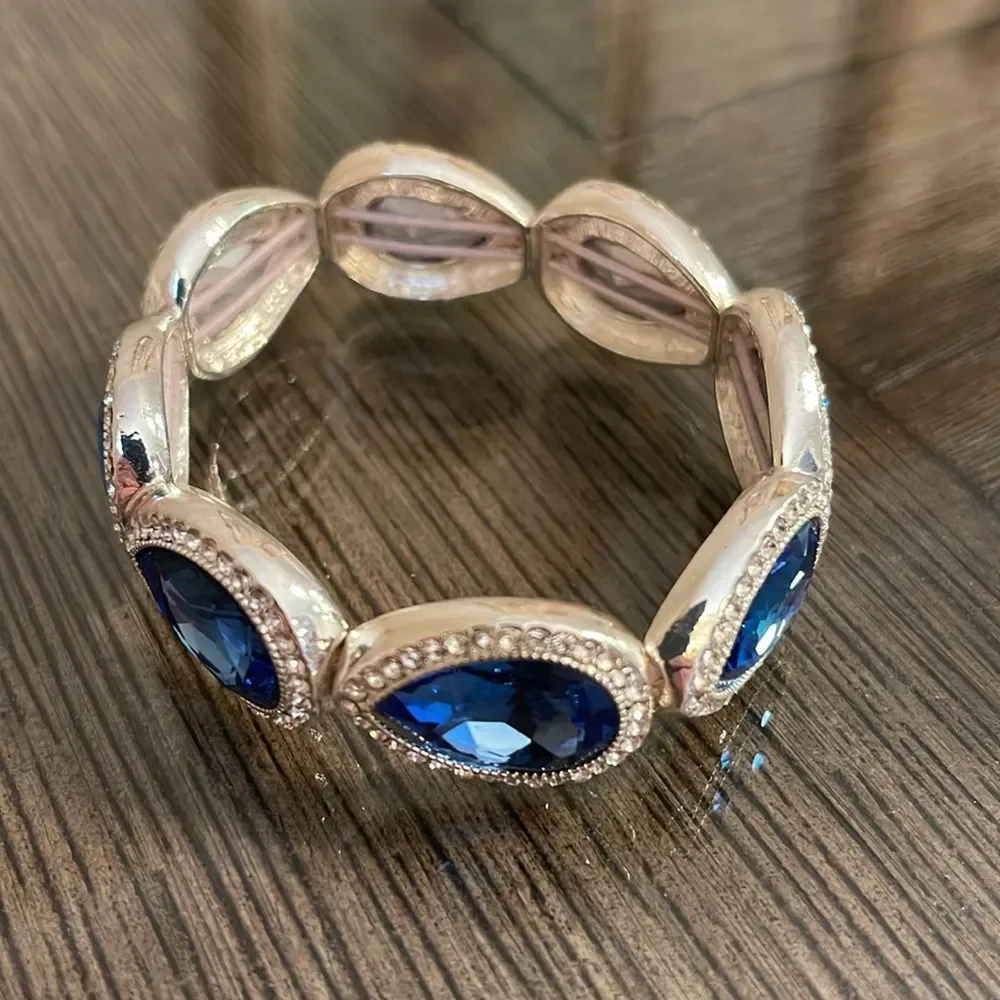 Vintage brand monet